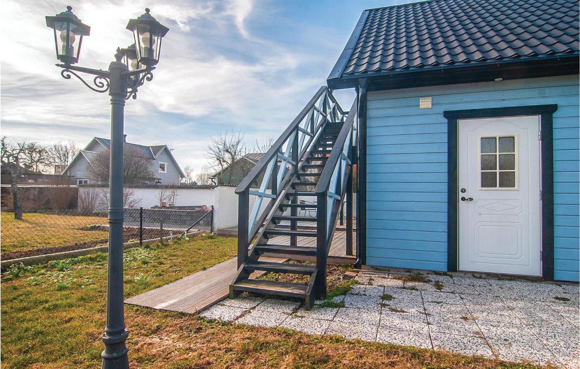 Cozy Apartment In Klintehamn With Wifi Exteriör bild